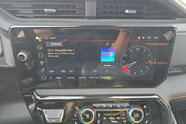 2026 GMC Sierra 2500HD AT4 - Photo 13