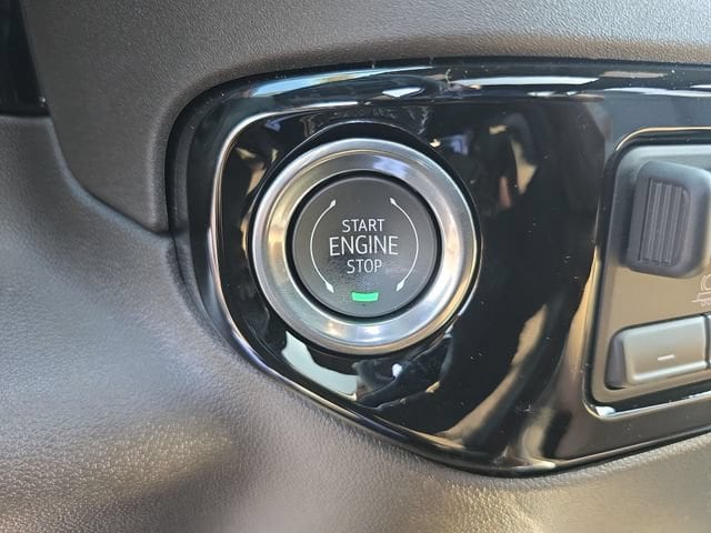 2025 GMC Sierra 2500HD SLT - Photo 17