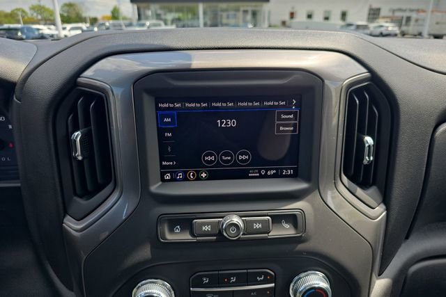 2025 GMC Sierra 2500HD Pro - Photo 13