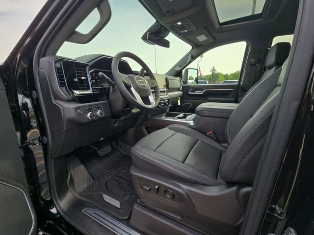 2025 GMC Sierra 2500HD SLT - Photo 10