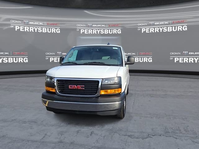2025 GMC Savana Cargo Work Van - Photo 3
