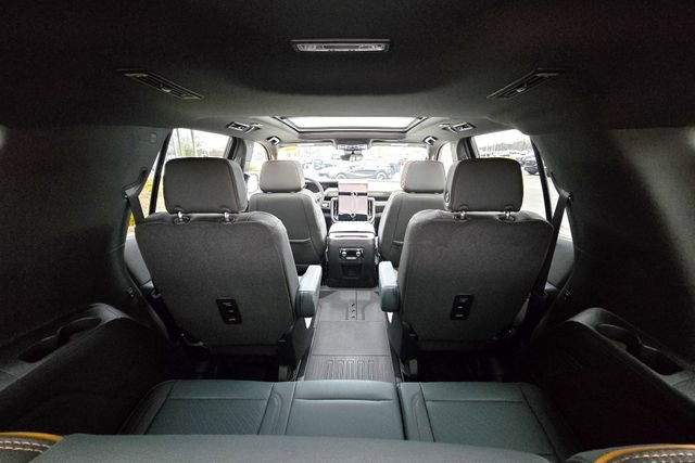 2026 GMC Yukon AT4 - Photo 27