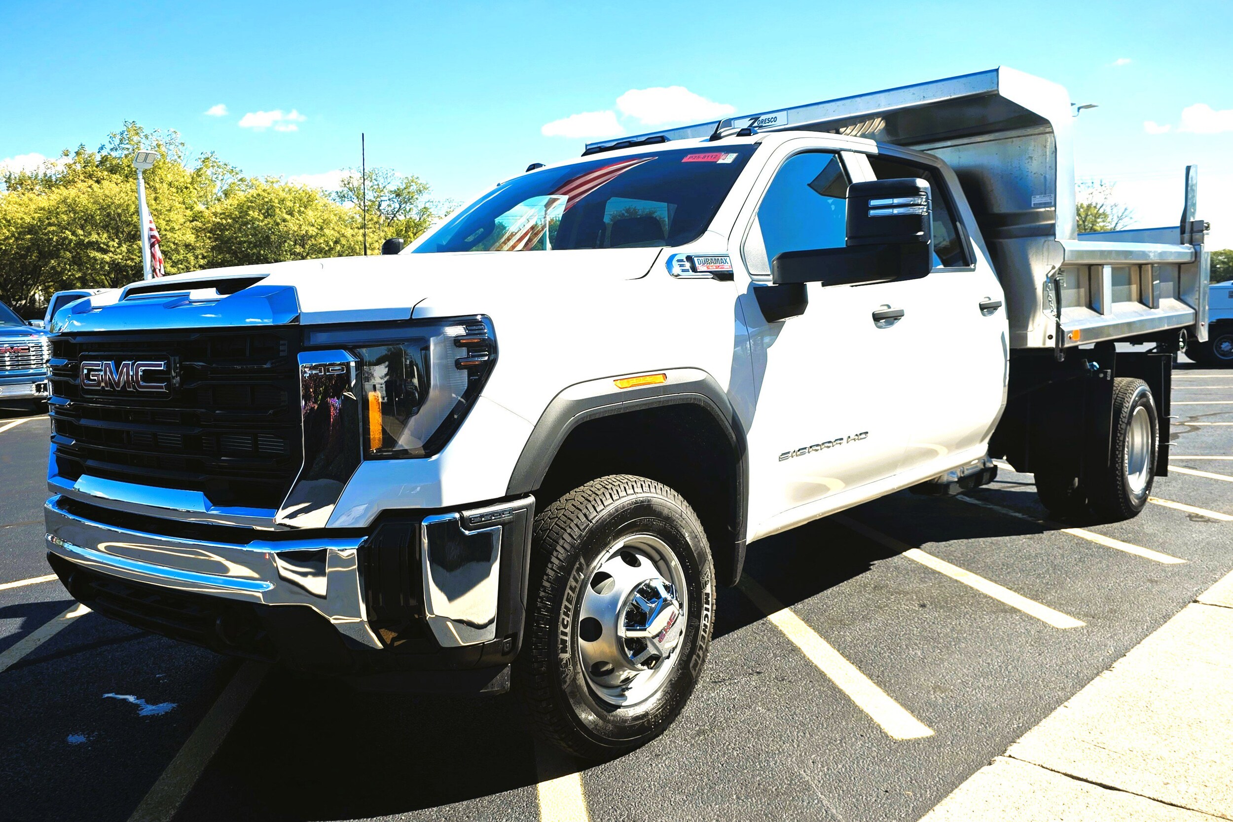 2025 Gmc Sierra 3500 HD Pro photo 2