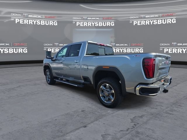 2025 GMC Sierra 2500HD SLT - Photo 6