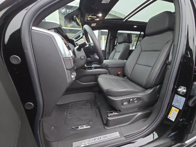 2026 GMC Yukon XL Denali - Photo 20