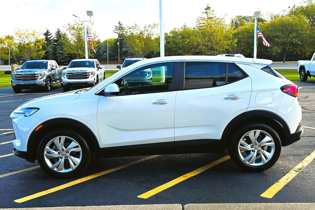 New 2026 Buick Encore GX Preferred SUV