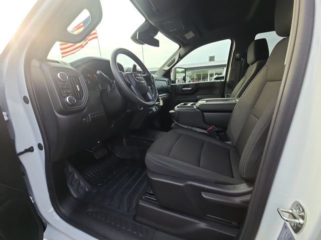 2026 GMC Sierra 2500HD Pro - Photo 10