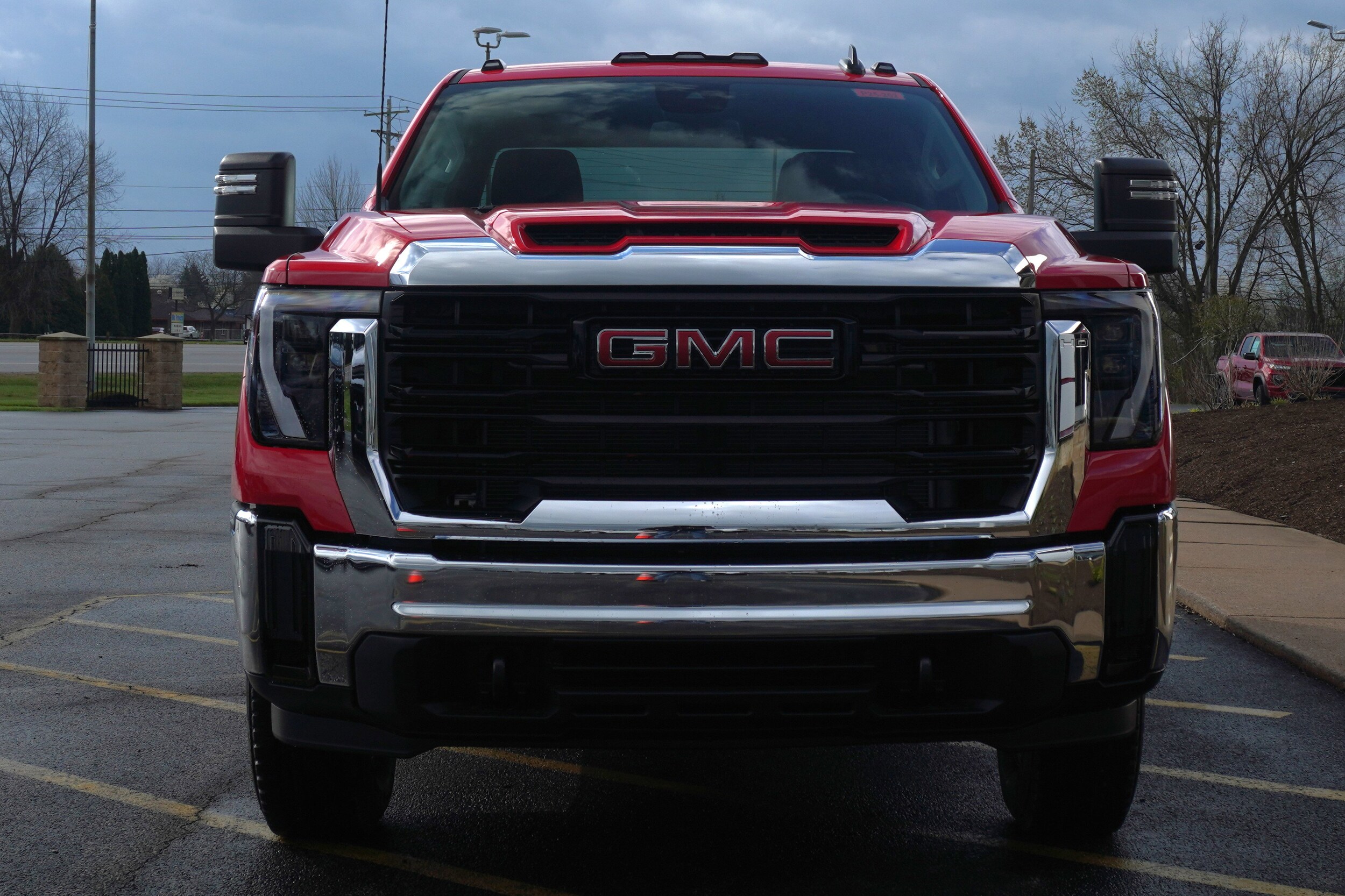 2025 Gmc Sierra 2500 HD Pro photo 2