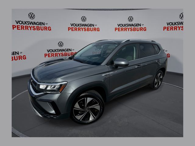 2024 Volkswagen Taos 1.5T SE 4Motion's photo