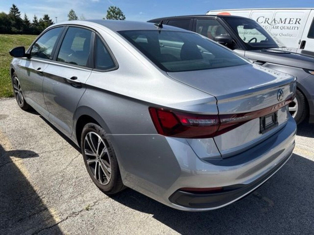 Used 2025 Volkswagen Jetta 1.5T Sport Sedan