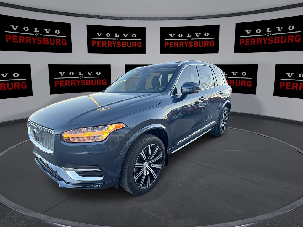 Certified 2023 Volvo XC90 B6 AWD Plus w/ Panoramic Moon SUV