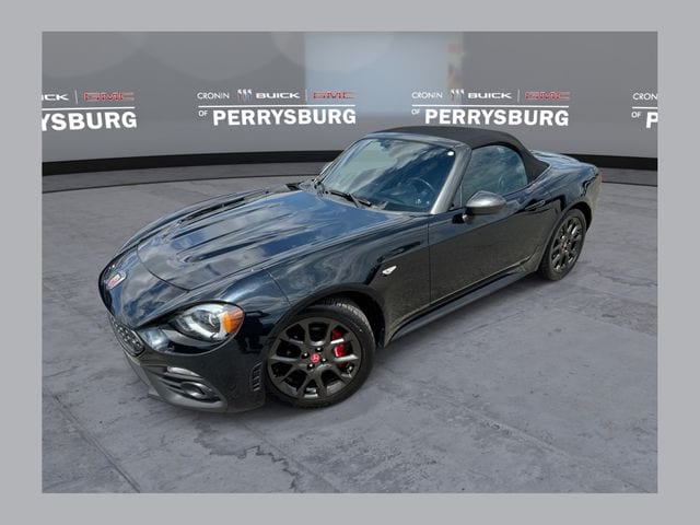 2017 FIAT 124 Spider 1.4 Abarth's photo