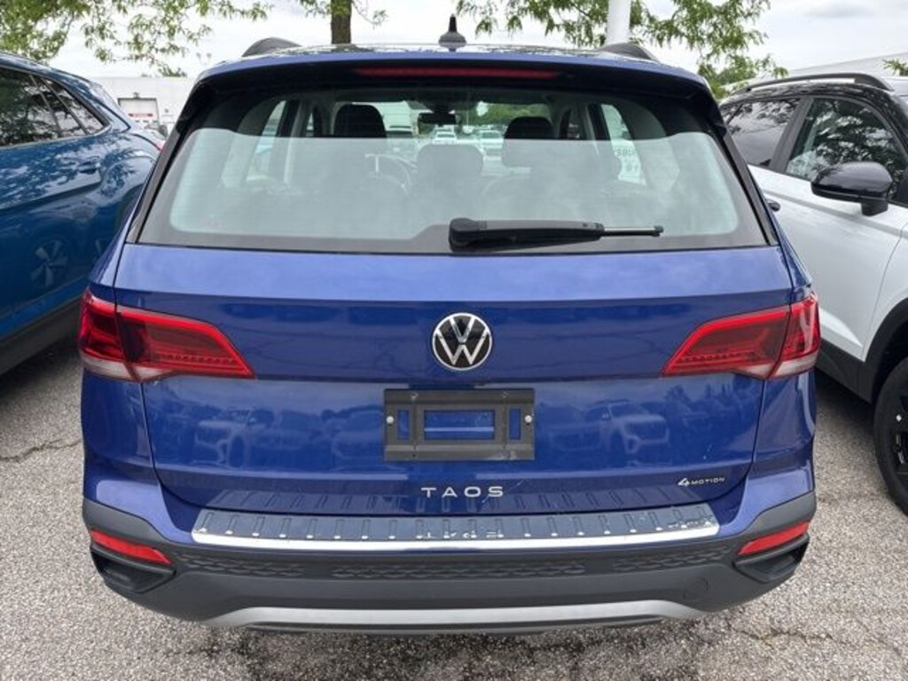Used 2023 Volkswagen Taos 1.5T S SUV