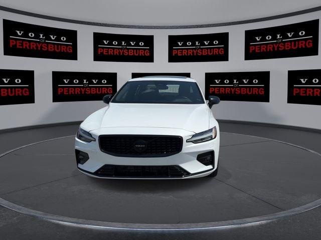 Certified Pre-Owned Volvo | Volvo of Perrysburg serving Monroe