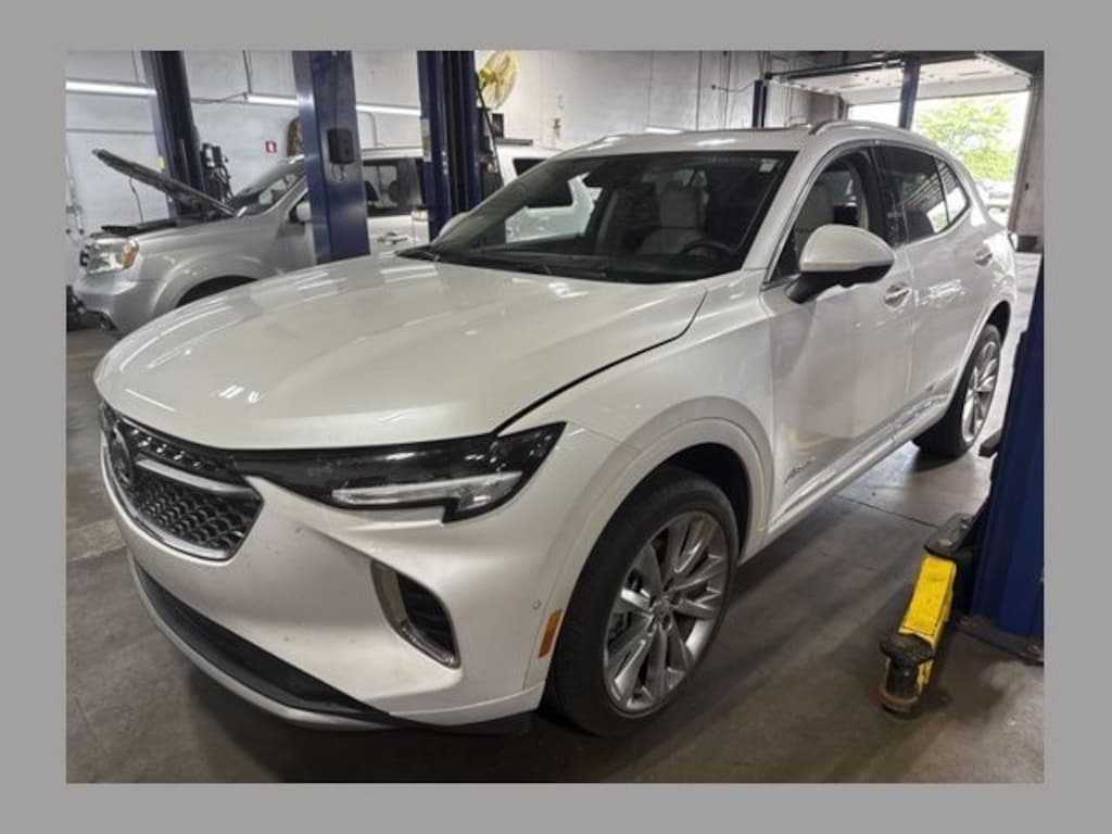 Certified 2023 Buick Envision Avenir AWD w/ Panoramic Moon SUV