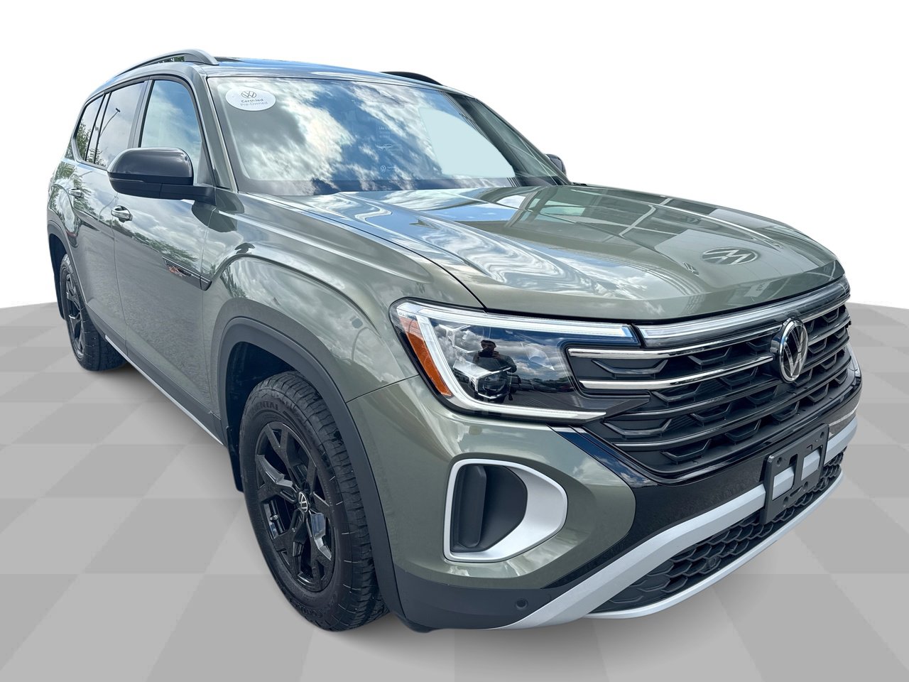 Used 2024 Volkswagen Atlas Atlas Peak Edition with VIN 1V2GR2CA9RC590035 for sale in Perrysburg, OH