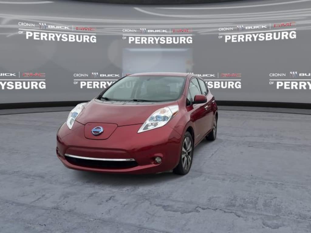 Used 2015 Nissan Leaf SL w/ Premium Pkg Hatchback