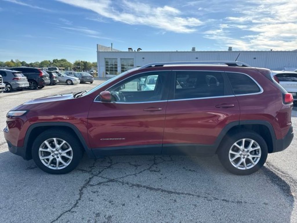 Used 2014 Jeep Cherokee Latitude SUV