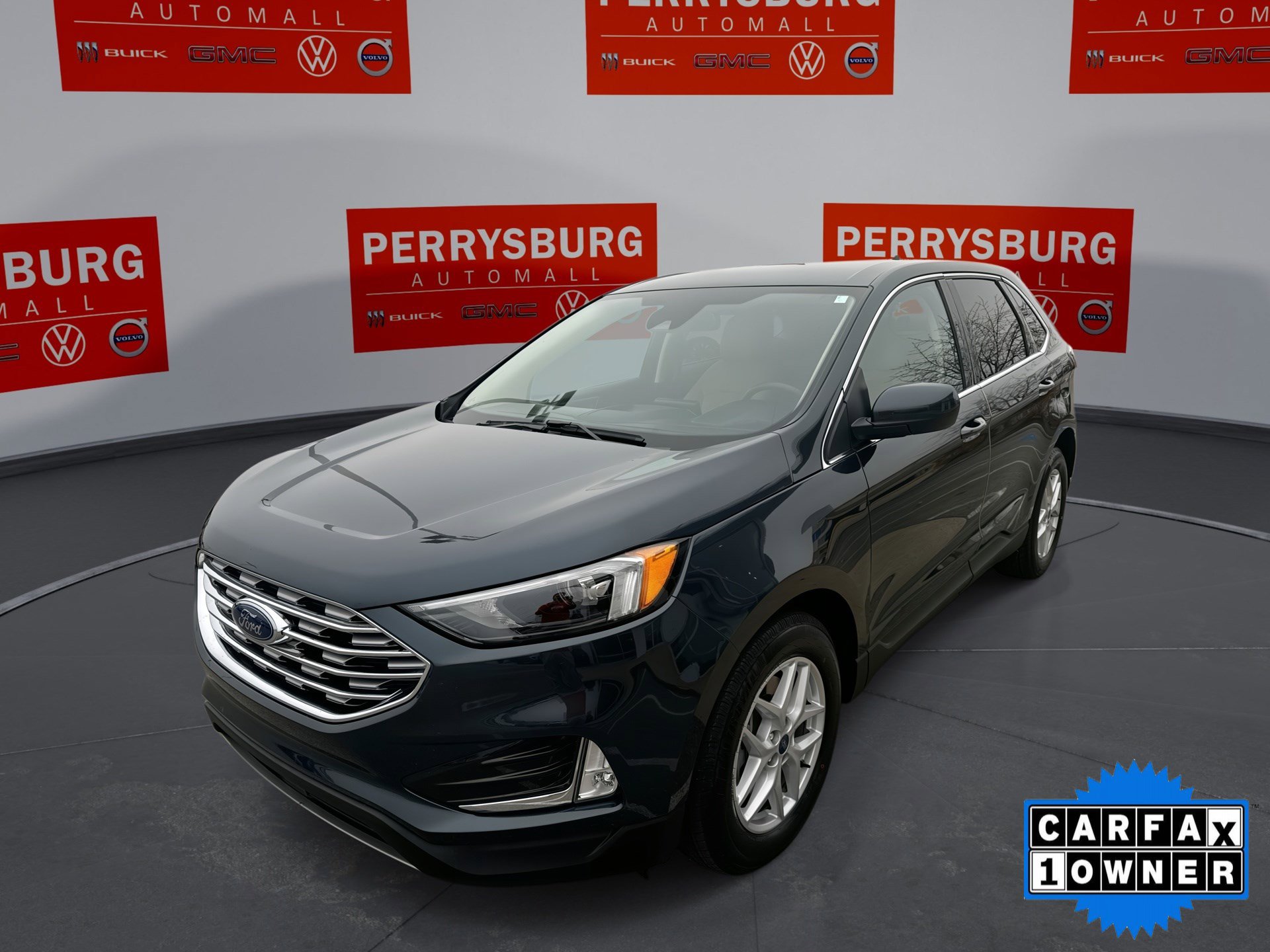 2022 Ford Edge SEL's photo
