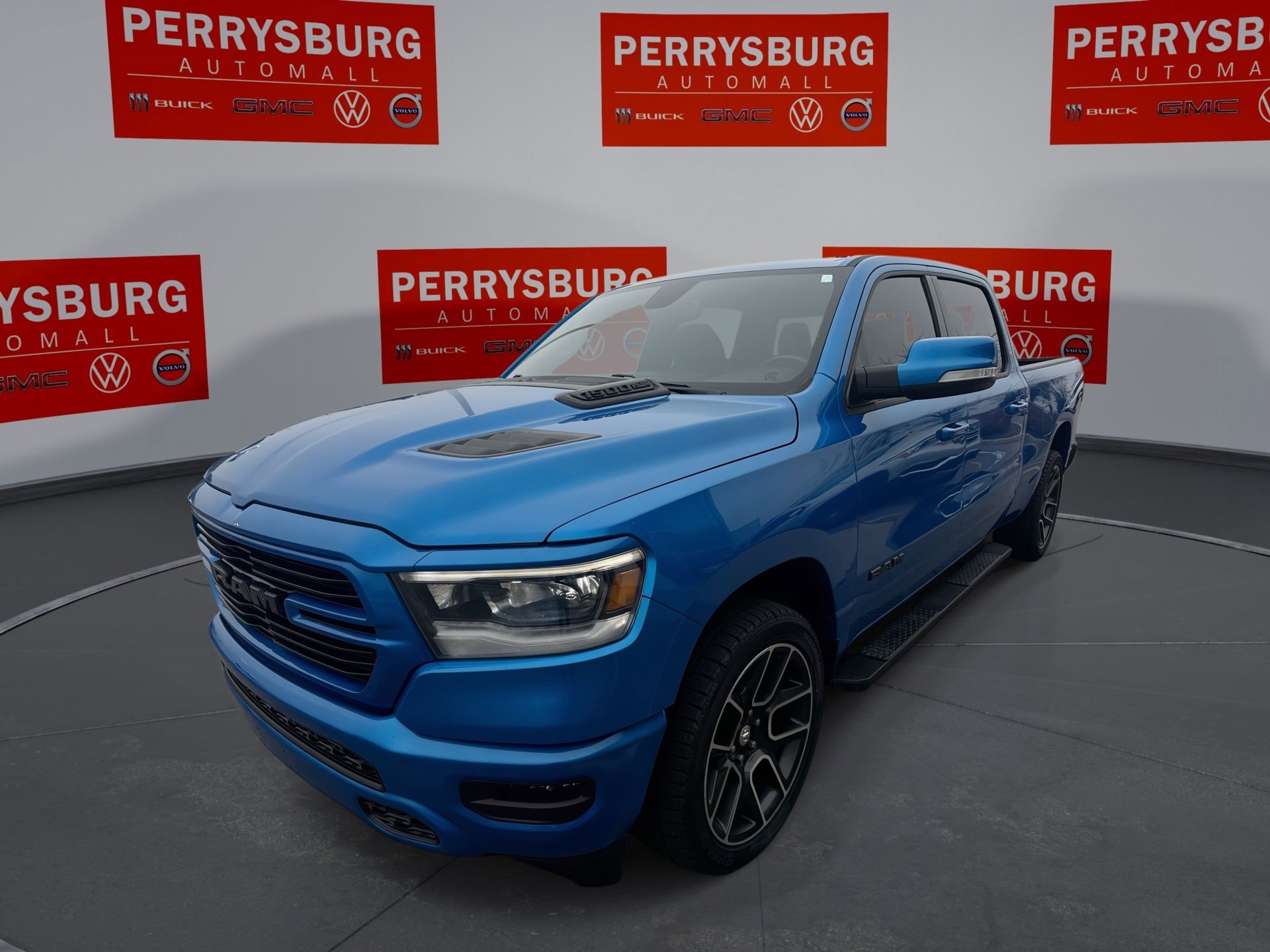 2020 RAM Ram 1500 Sport's photo