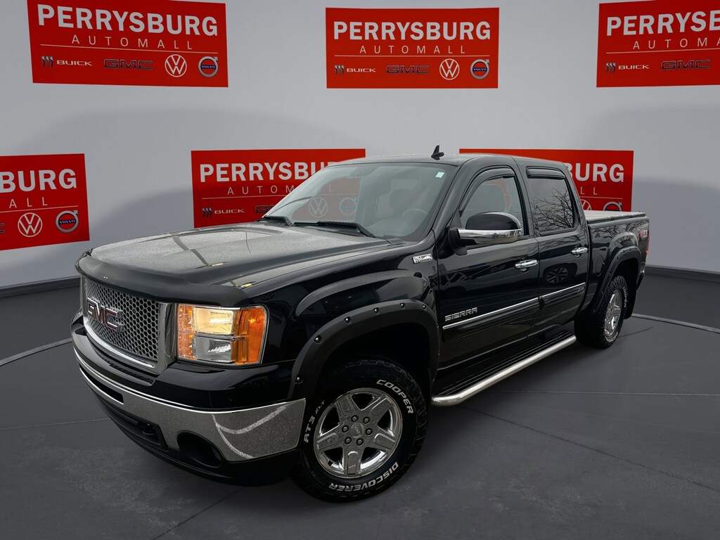 Used 2012 GMC Sierra 1500 SLE 4WD Crew w/ All Terrain Pkg 4WD Crew Cab 143.5 SLE