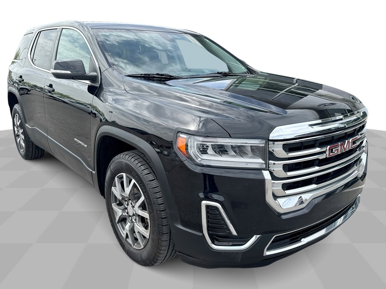 Used 2020 GMC Acadia SLE with VIN 1GKKNKLA7LZ203823 for sale in Perrysburg, OH