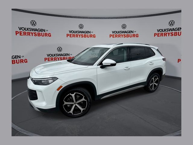 2025 Volkswagen Tiguan 2.0T SE 4Motion's photo