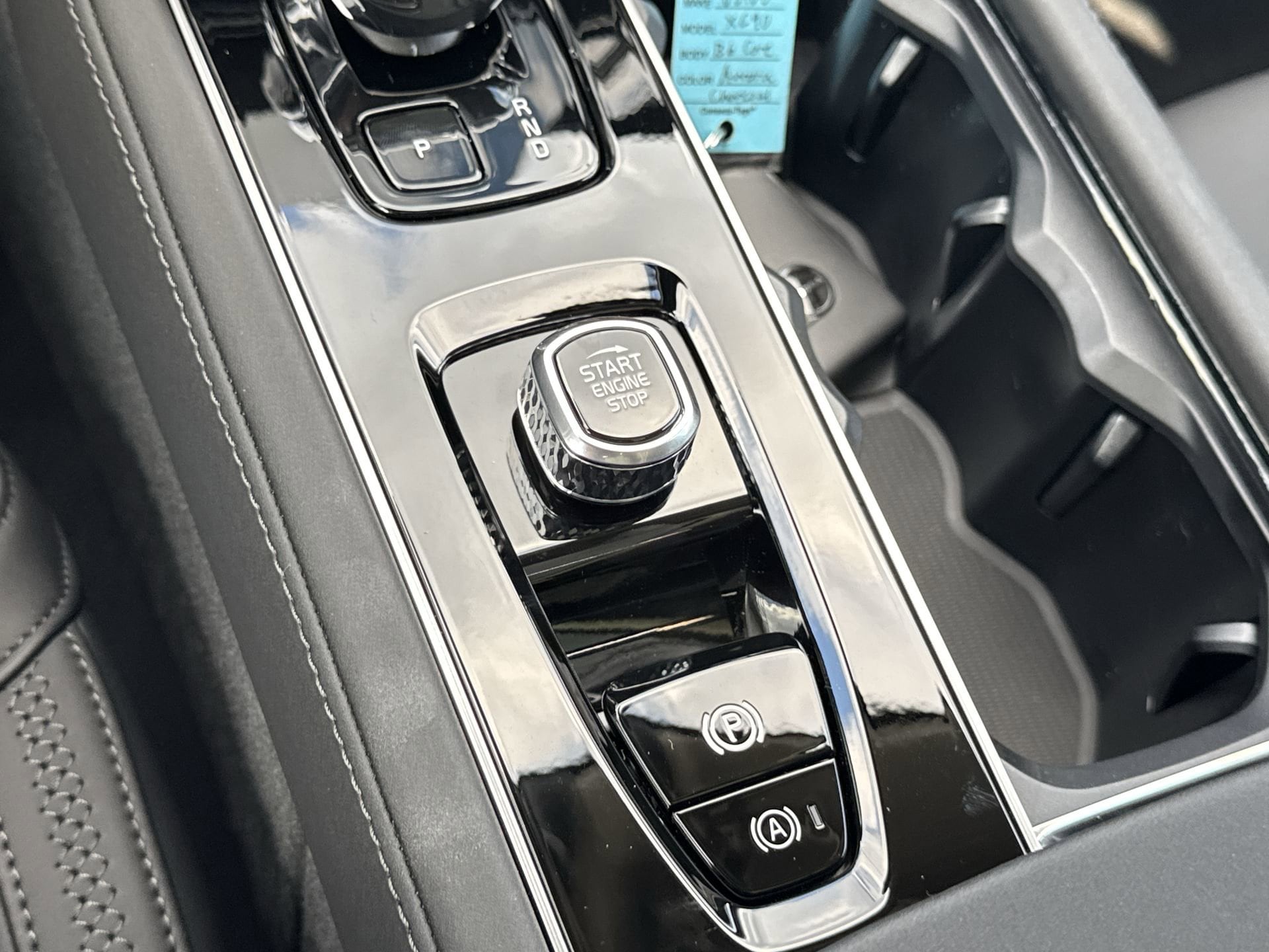 2026 Volvo XC90 Core - Photo 17