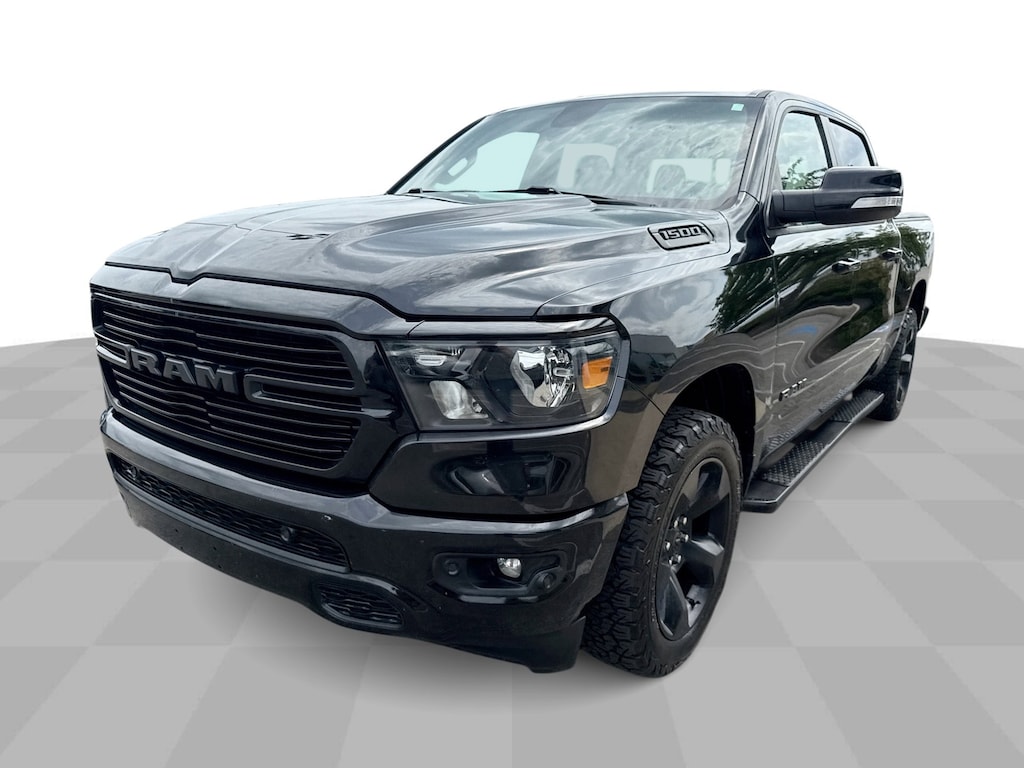Used 2019 Ram 1500 Big Horn 4WD Crew Black Edition w/ Level 2 Equipme Truck Crew Cab