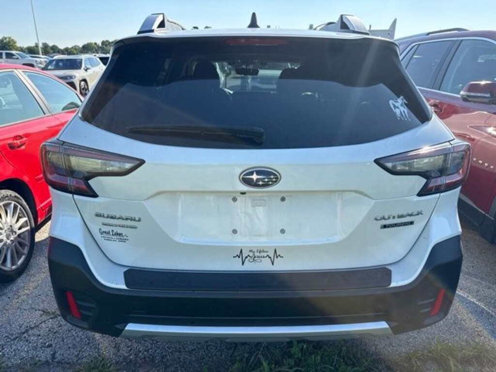 Used 2021 Subaru Outback Touring AWD w/ Panoramic Moon SUV