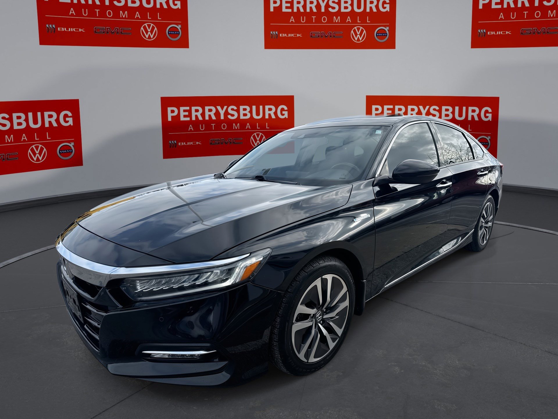 2019 Honda Accord Hybrid Touring's photo