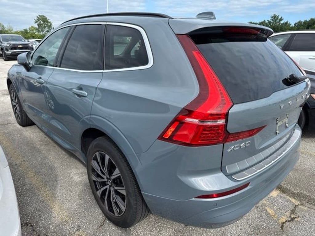 Used 2023 Volvo XC60 B5 Core SUV
