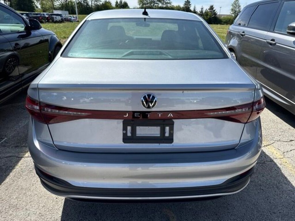 Used 2025 Volkswagen Jetta 1.5T Sport Sedan