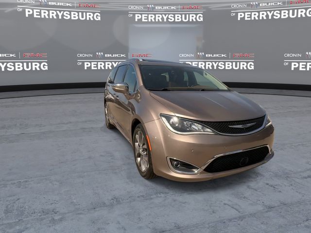 Used 2018 Chrysler Pacifica Limited with VIN 2C4RC1GG9JR178603 for sale in Perrysburg, OH