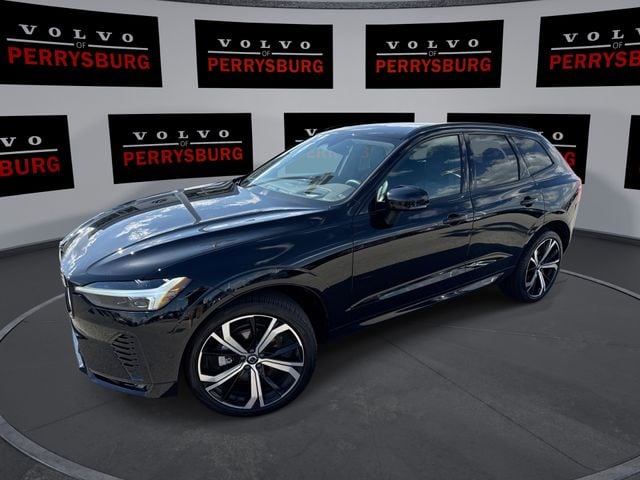 2024 Volvo XC60 B5 Ultimate Dark Theme AWD's photo