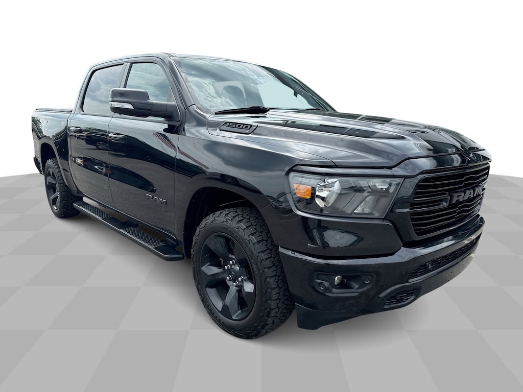 Used 2019 Ram 1500 Big Horn 4WD Crew Black Edition w/ Level 2 Equipme Truck Crew Cab