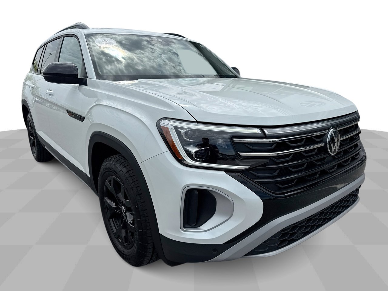 Used 2024 Volkswagen Atlas Atlas Peak Edition with VIN 1V2GR2CA1RC595732 for sale in Perrysburg, OH
