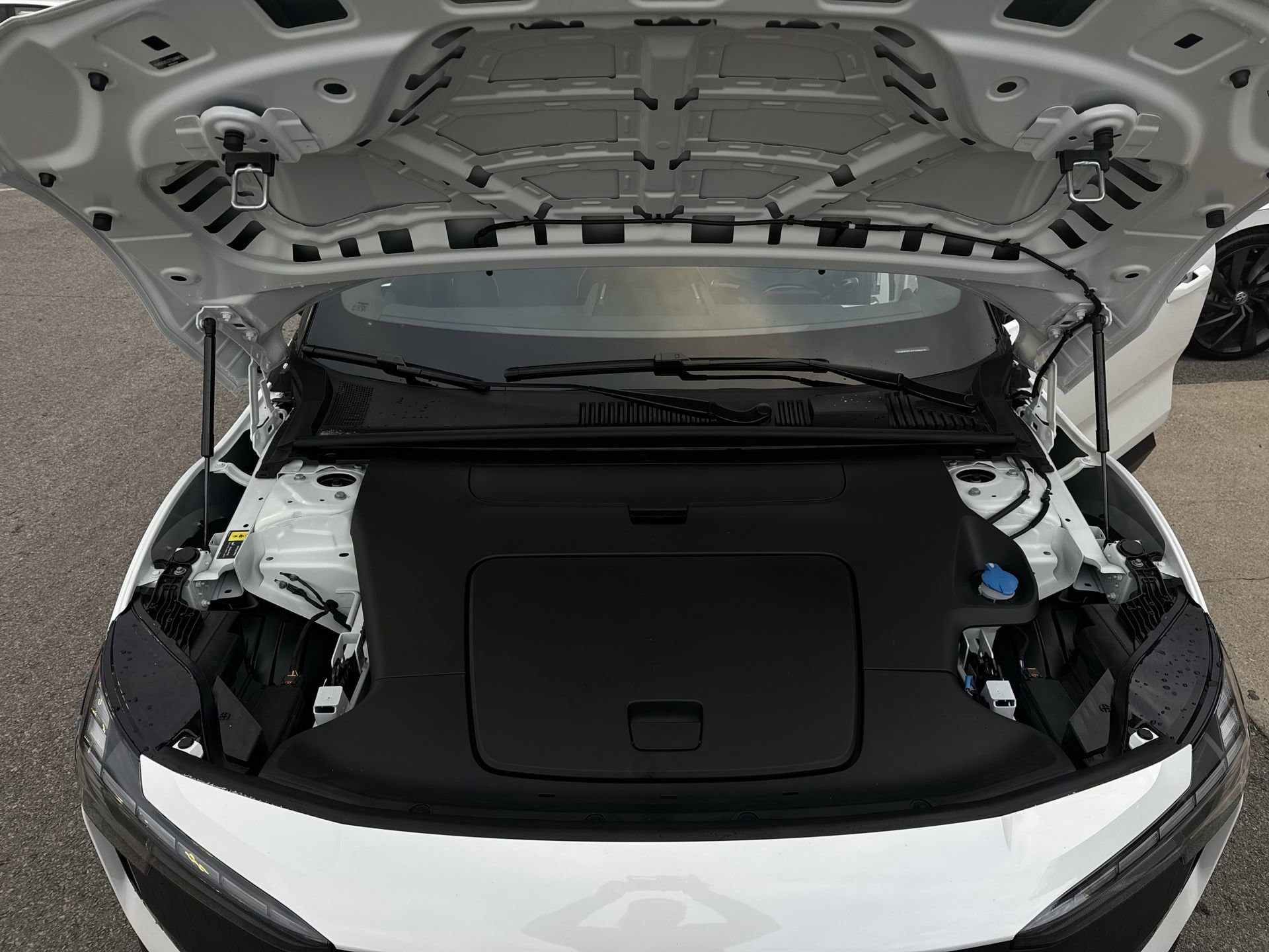 2026 Volvo EX30 Ultra - Photo 31