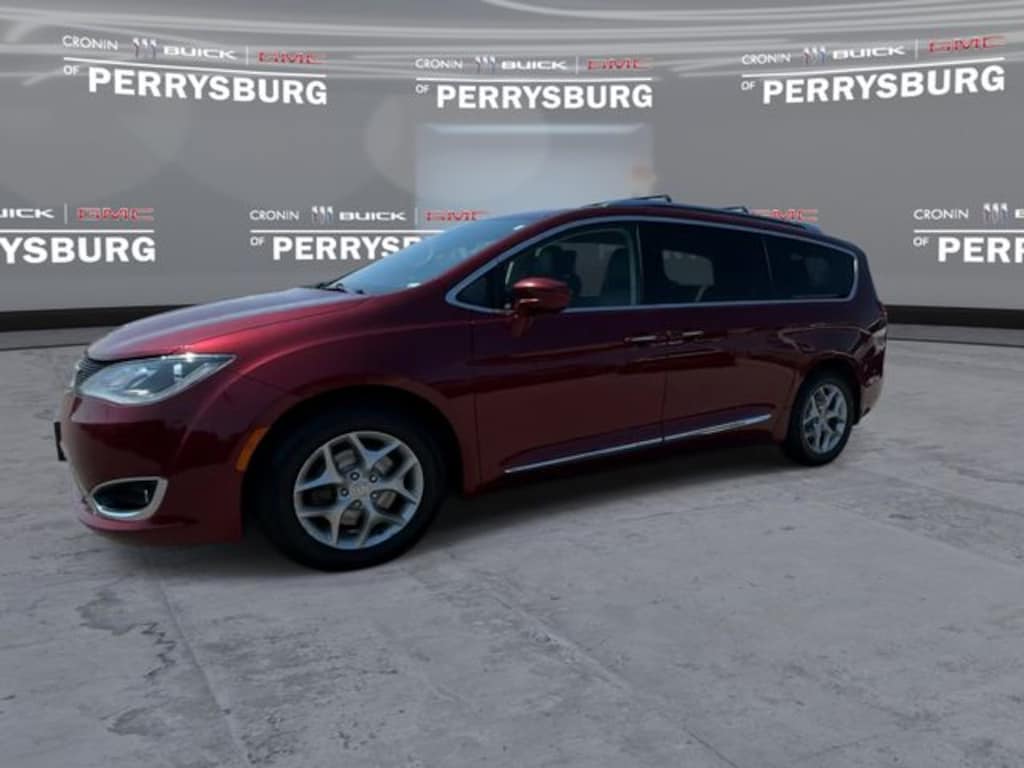 Used 2019 Chrysler Pacifica Touring L Plus Minivan/Van