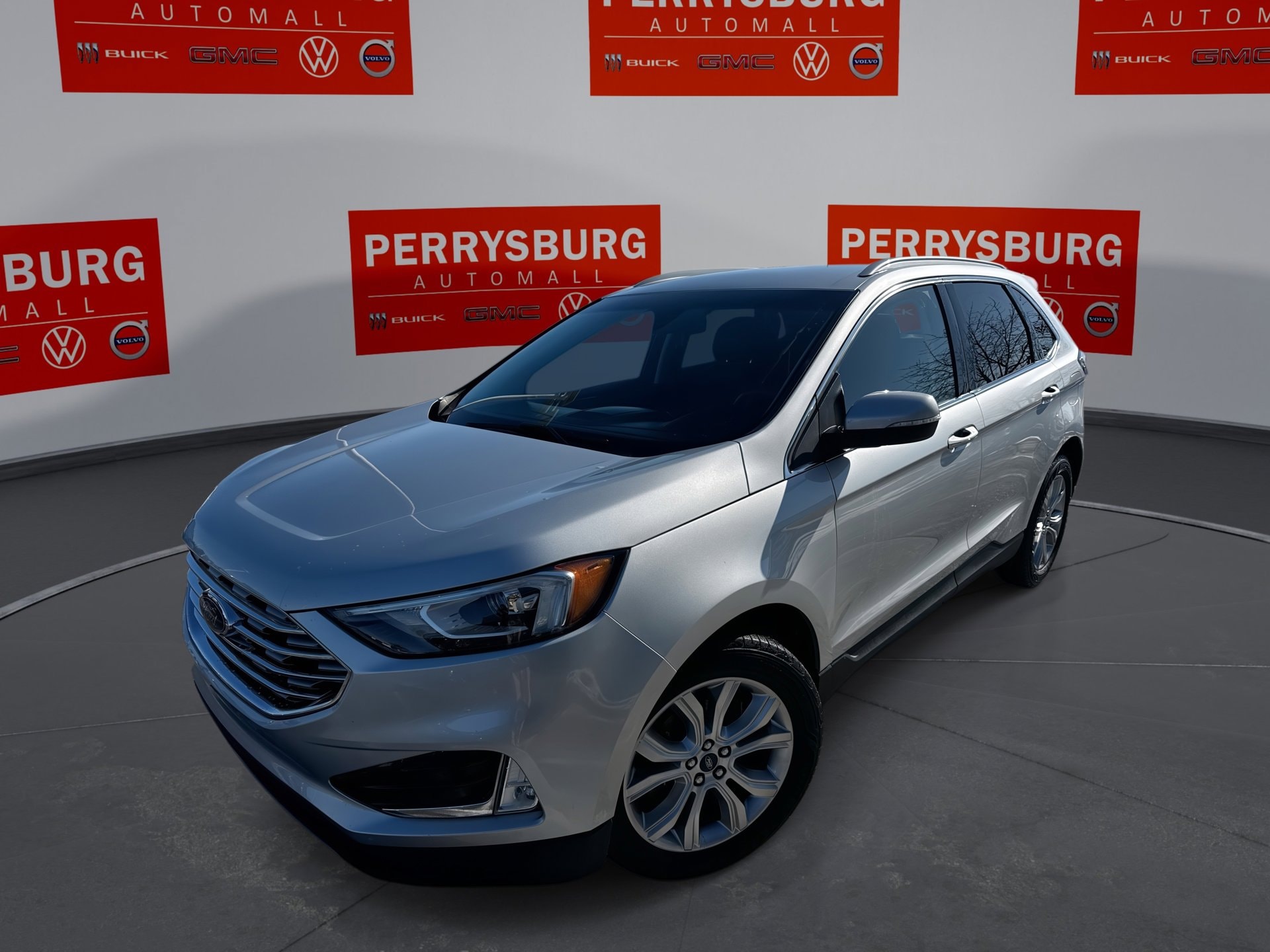 2019 Ford Edge Titanium