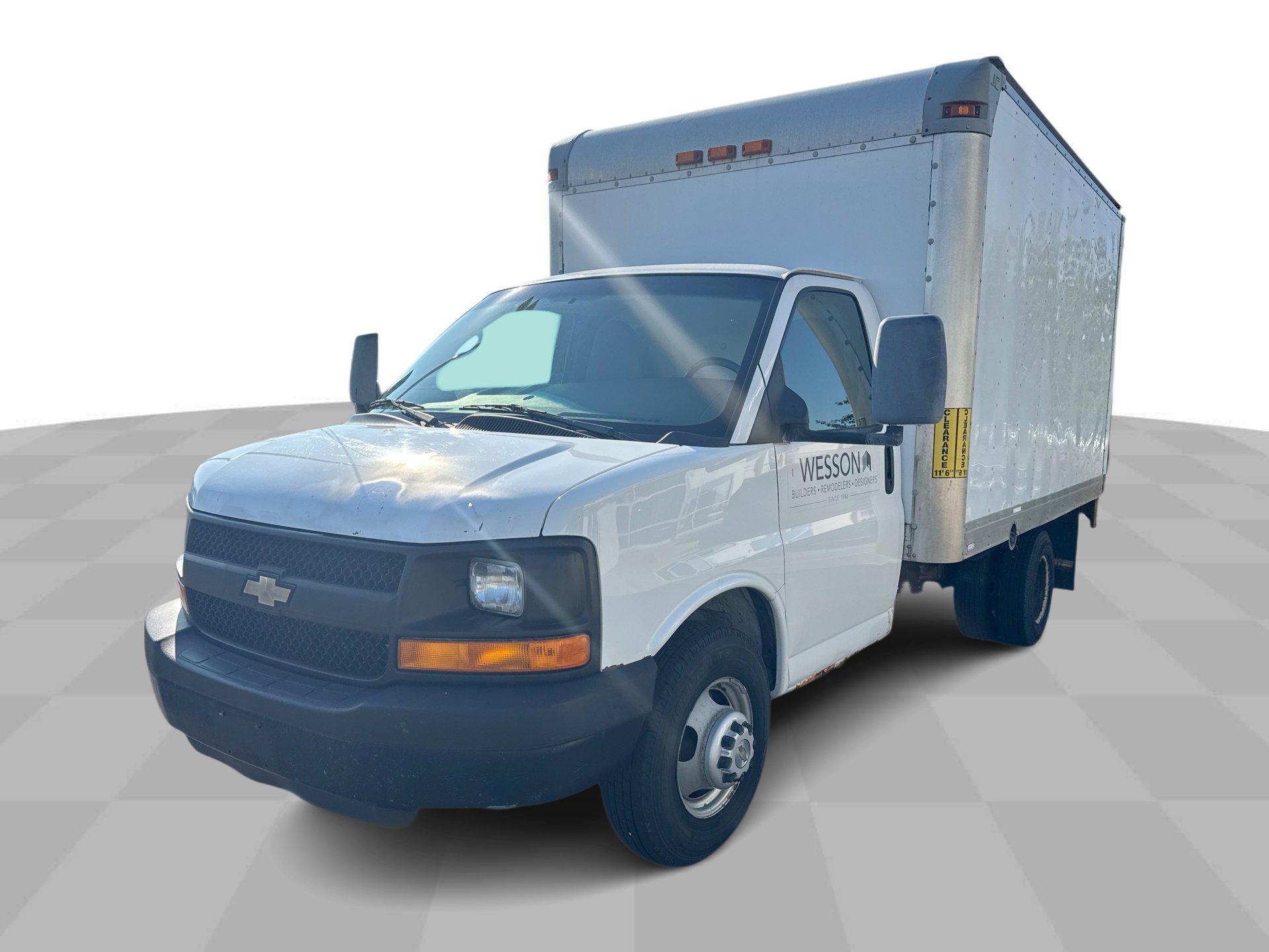 2012 Chevrolet Express Cutaway Work Van photo 4