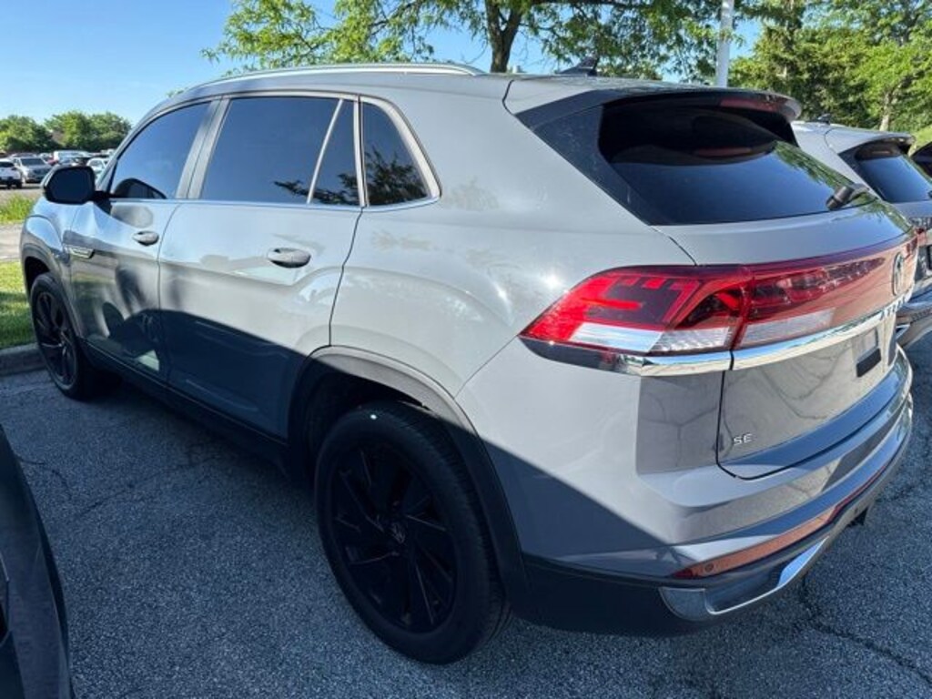 Certified 2024 Volkswagen Atlas Cross Sport 2.0T SE SUV