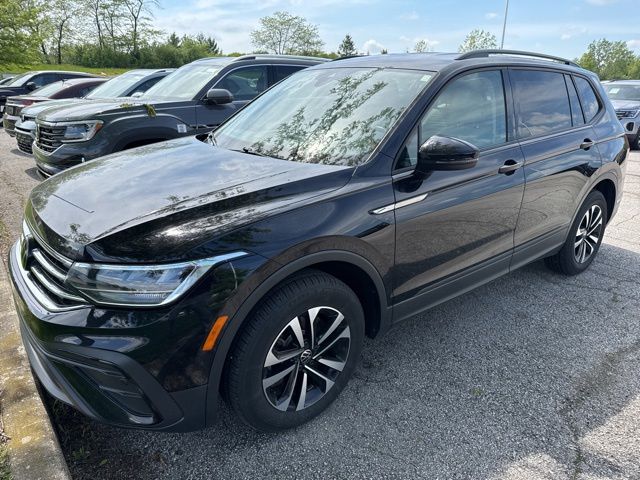 2023 Volkswagen Tiguan 2.0T S's photo
