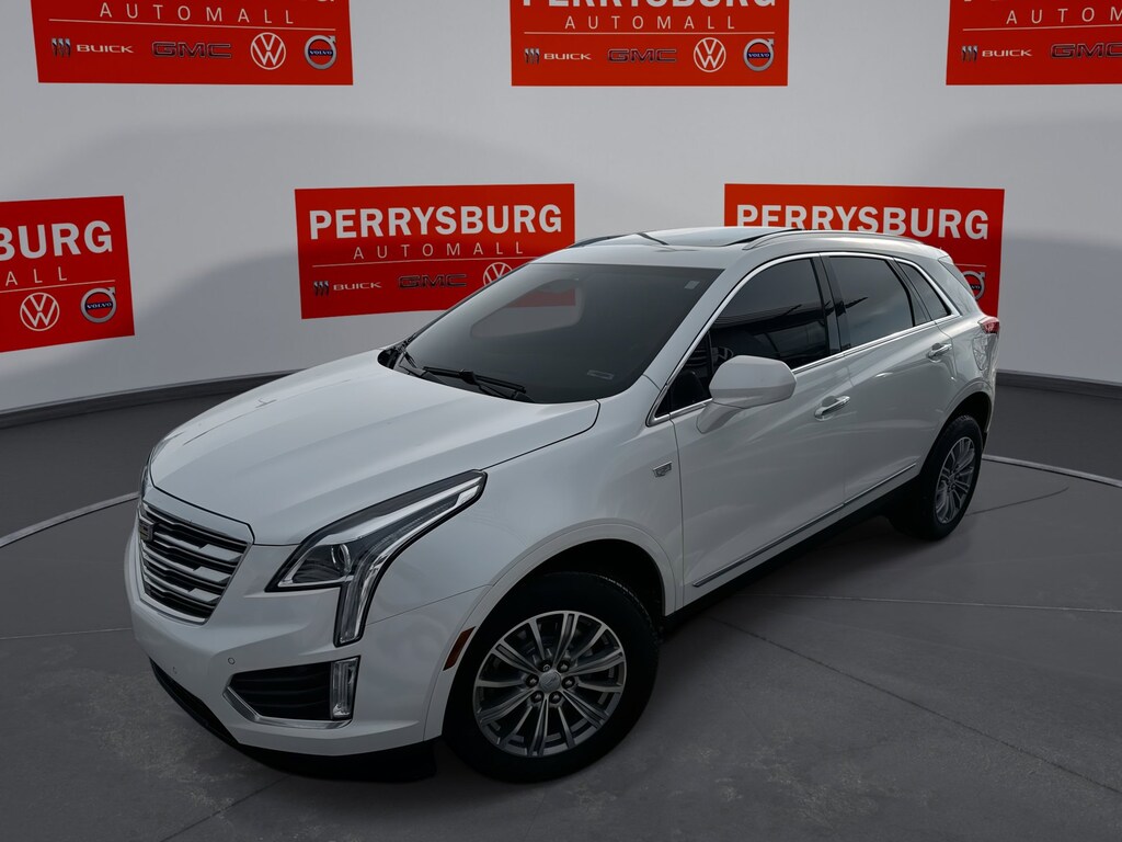 Used 2019 Cadillac XT5 Luxury AWD w/ Driver Awareness Pkg & Panoramic Moo AWD Luxury