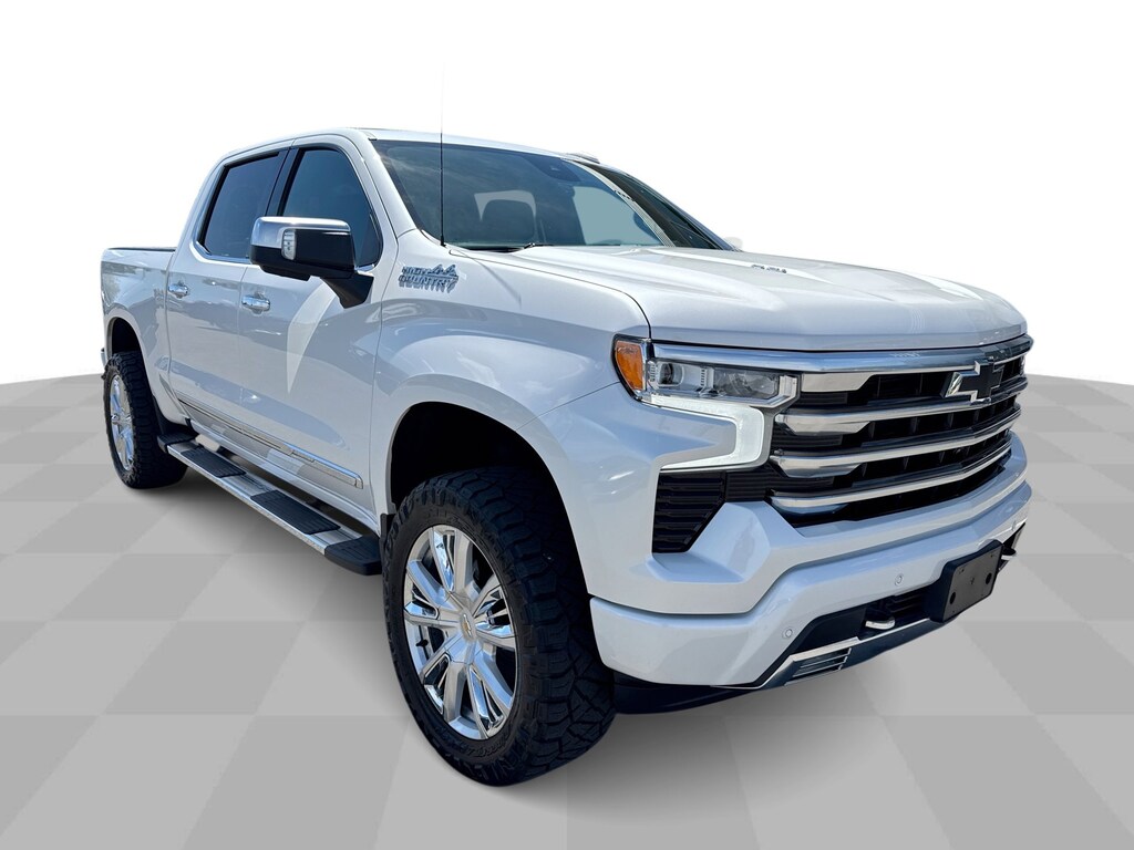Used 2023 Chevrolet Silverado 1500 High Country Premiuim 4WD Crew w/ 22s & Moon Truck Crew Cab