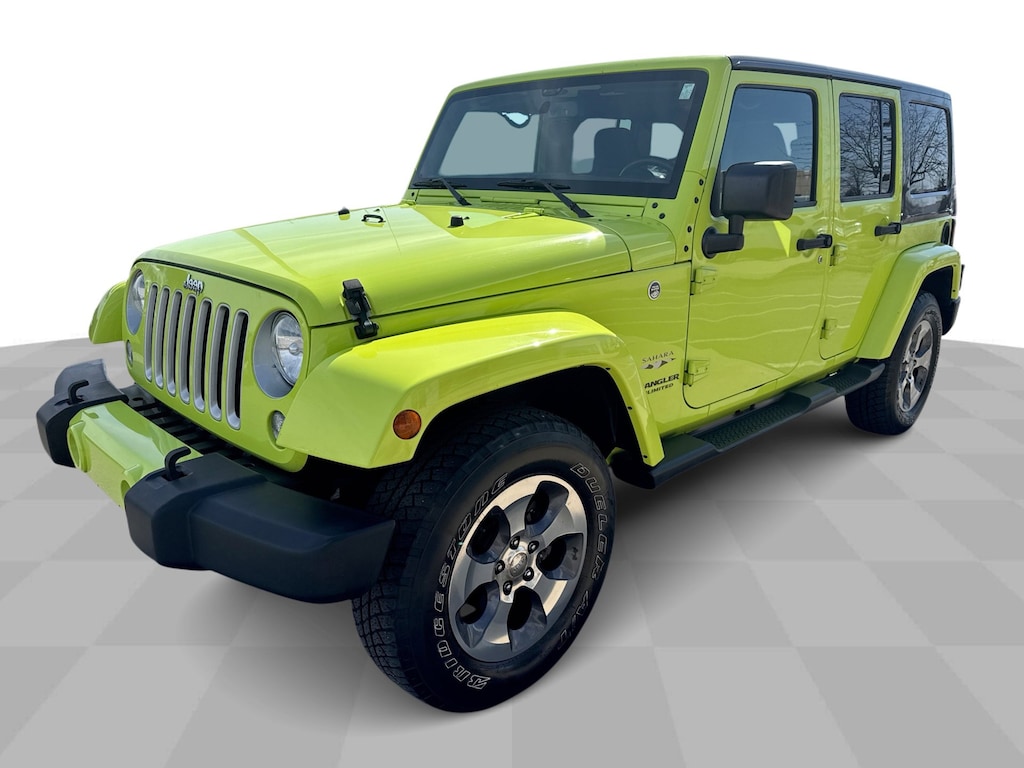 Used 2017 Jeep Wrangler JK Unlimited Sahara 4WD w/ Heated Seats SUV