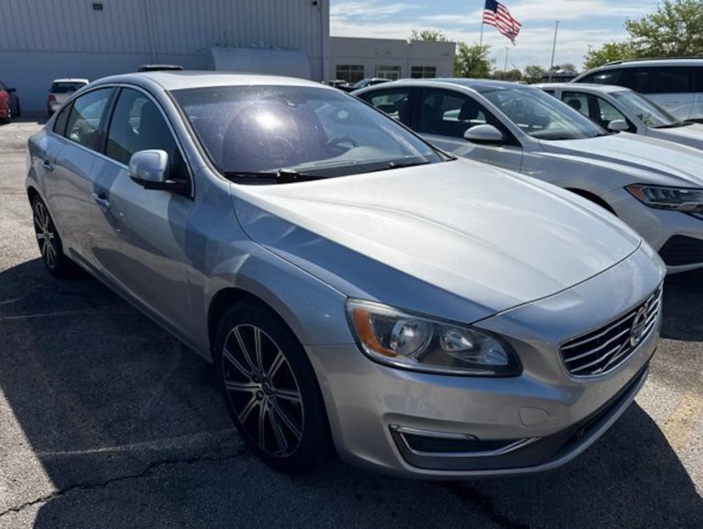 Used 2017 Volvo S60 Inscription T5 Sedan