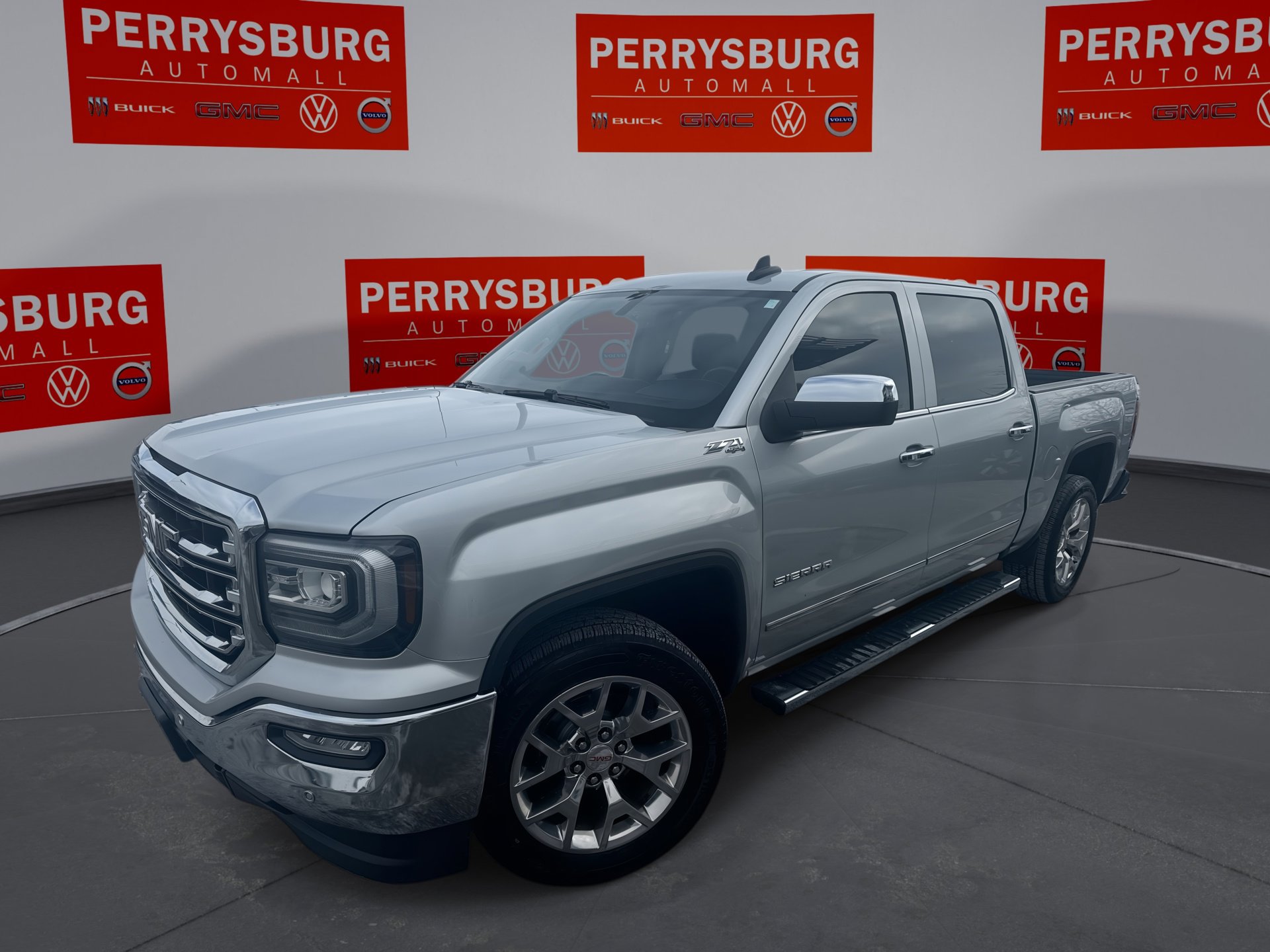 2016 GMC Sierra 1500 4WD Crew Cab 143.5 SLT 