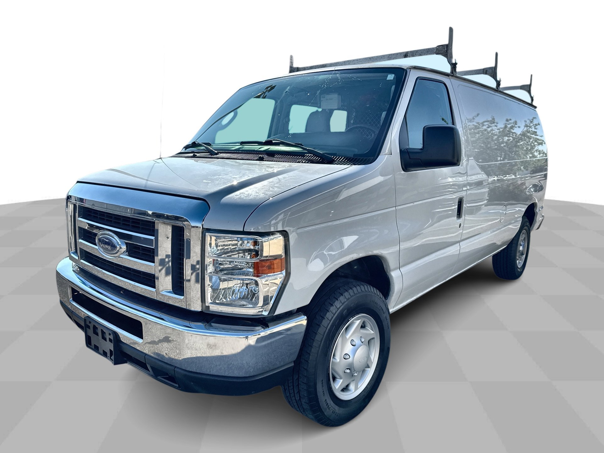2014 Ford E-250 photo 4
