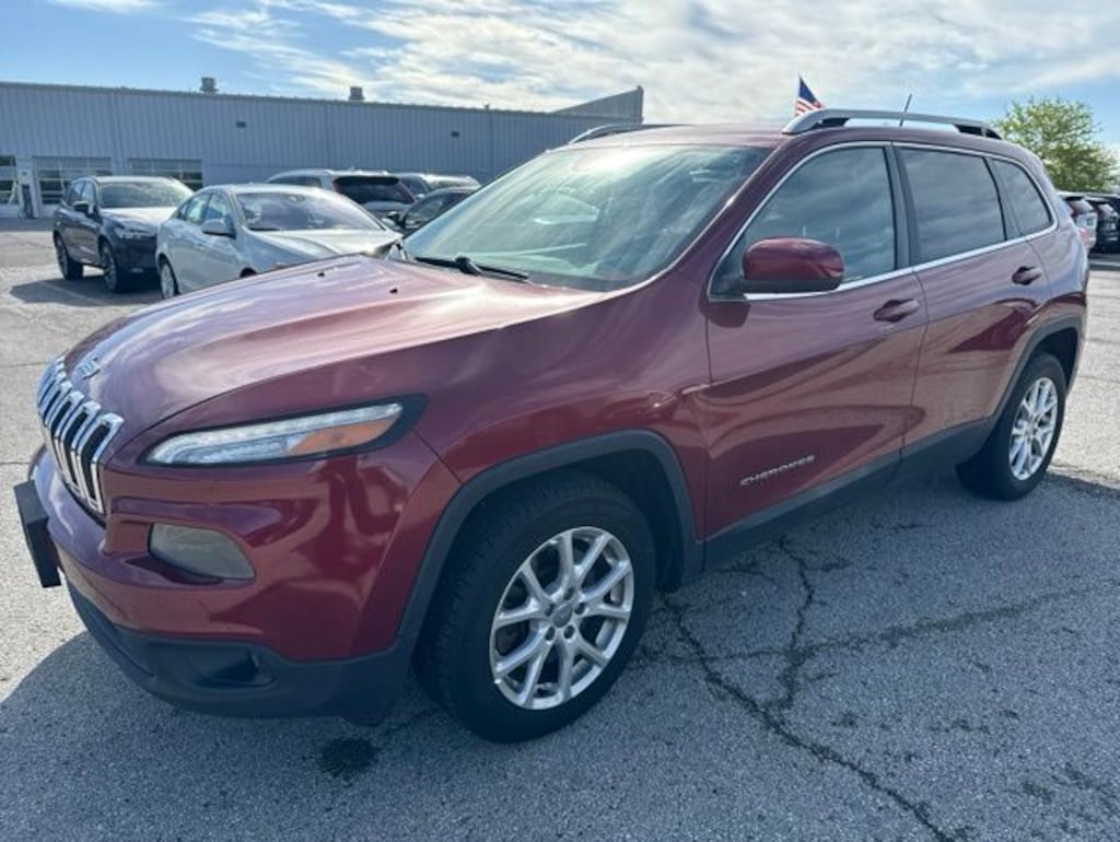 Used 2014 Jeep Cherokee Latitude SUV